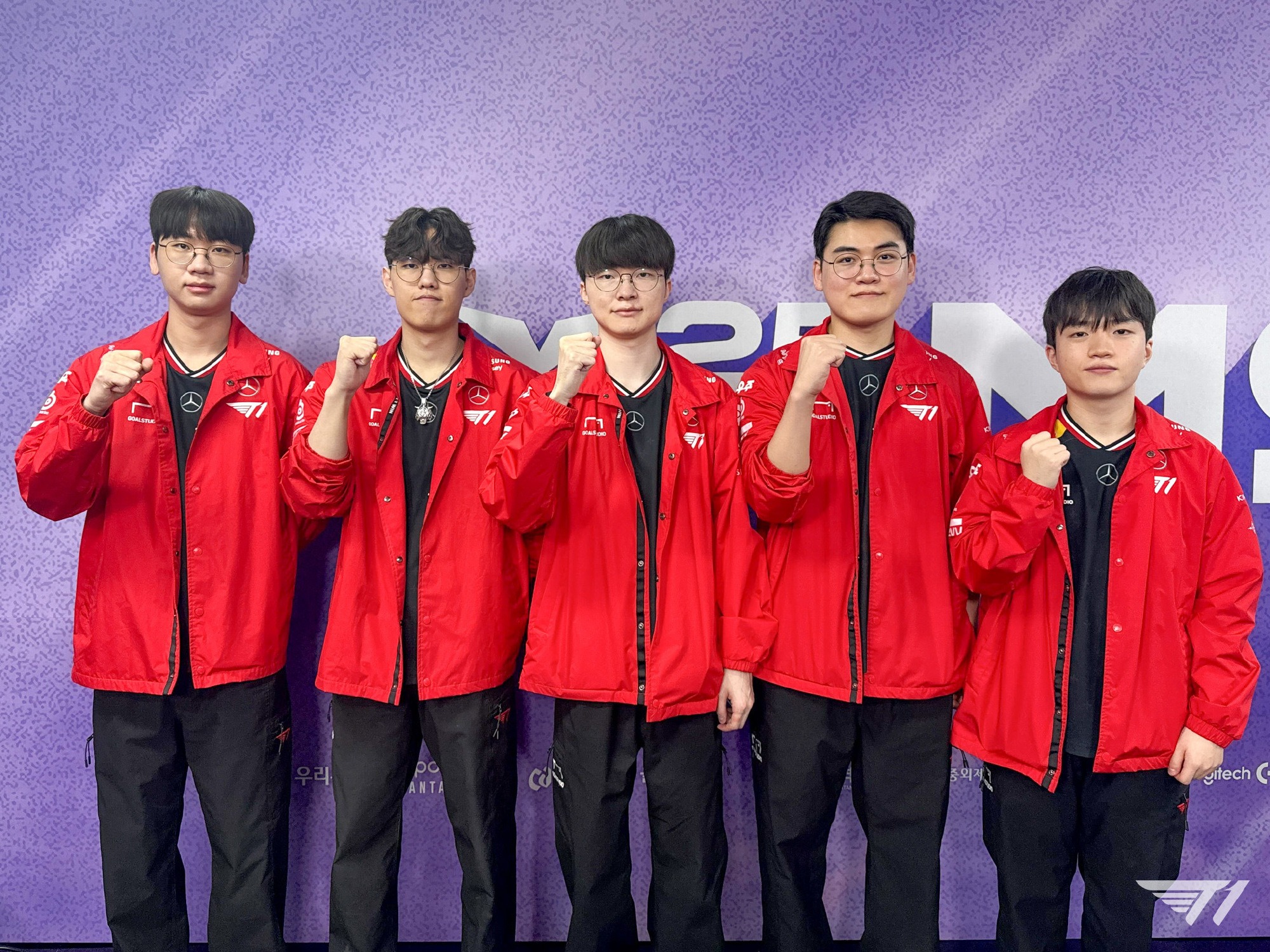 开云体育在线-LGD力克FNC，Deft线上压制力十足宿命之战2025世界赛，点燃全场激情