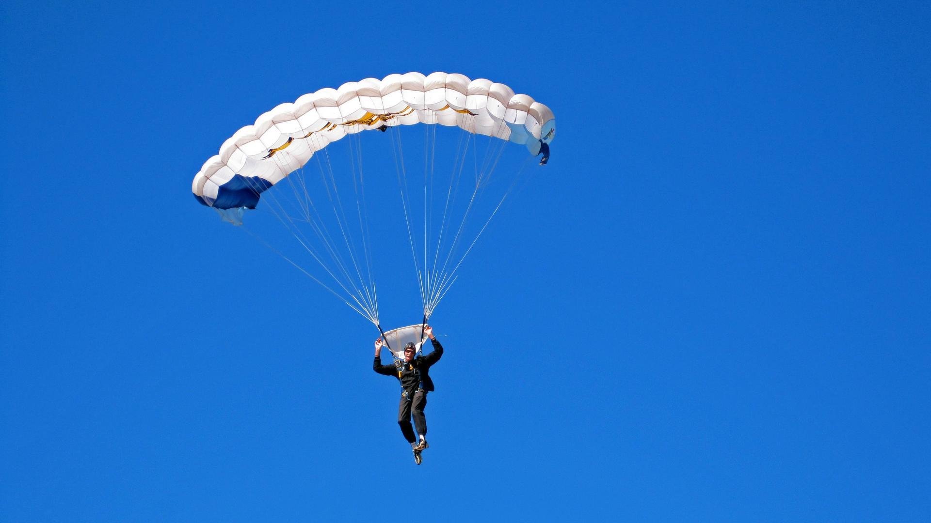 开云体育APP下载-奥运门票生死战！喀麦隆加时绝境逆转塞内加尔，非洲篮球内战惊心动魄